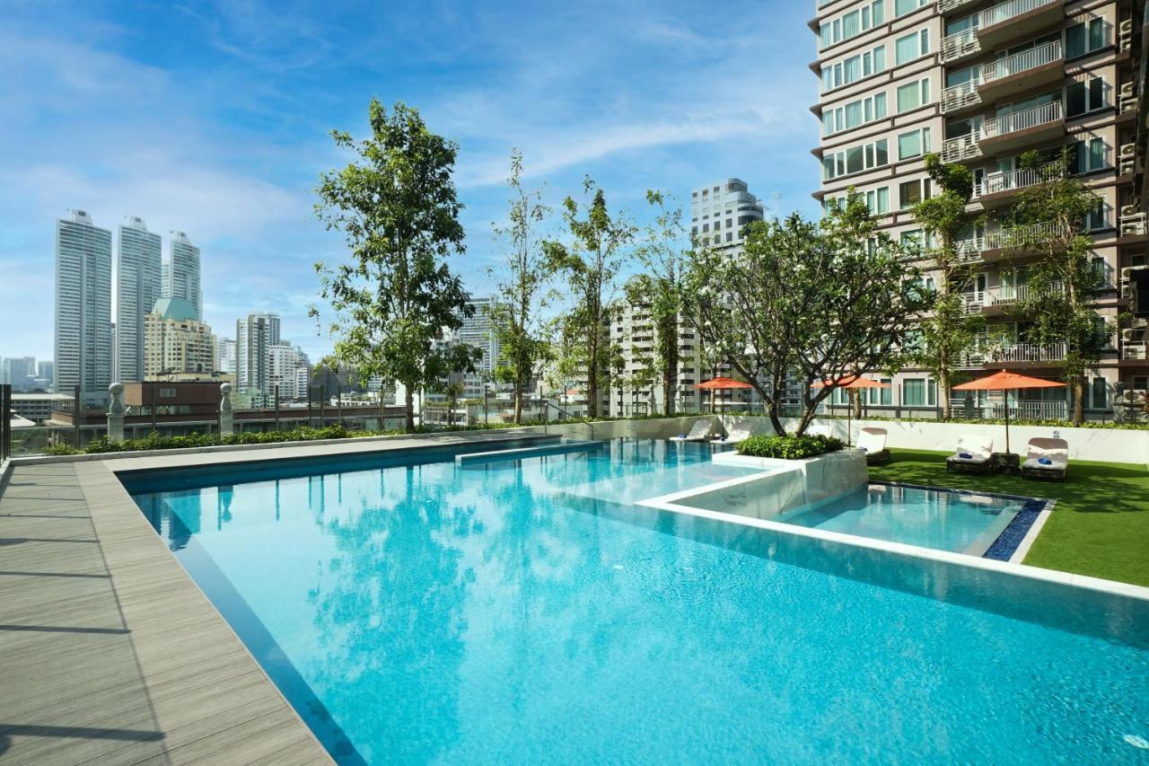 Silq Hotel & Residence Bangkok Exterior photo The Park's swimming pool