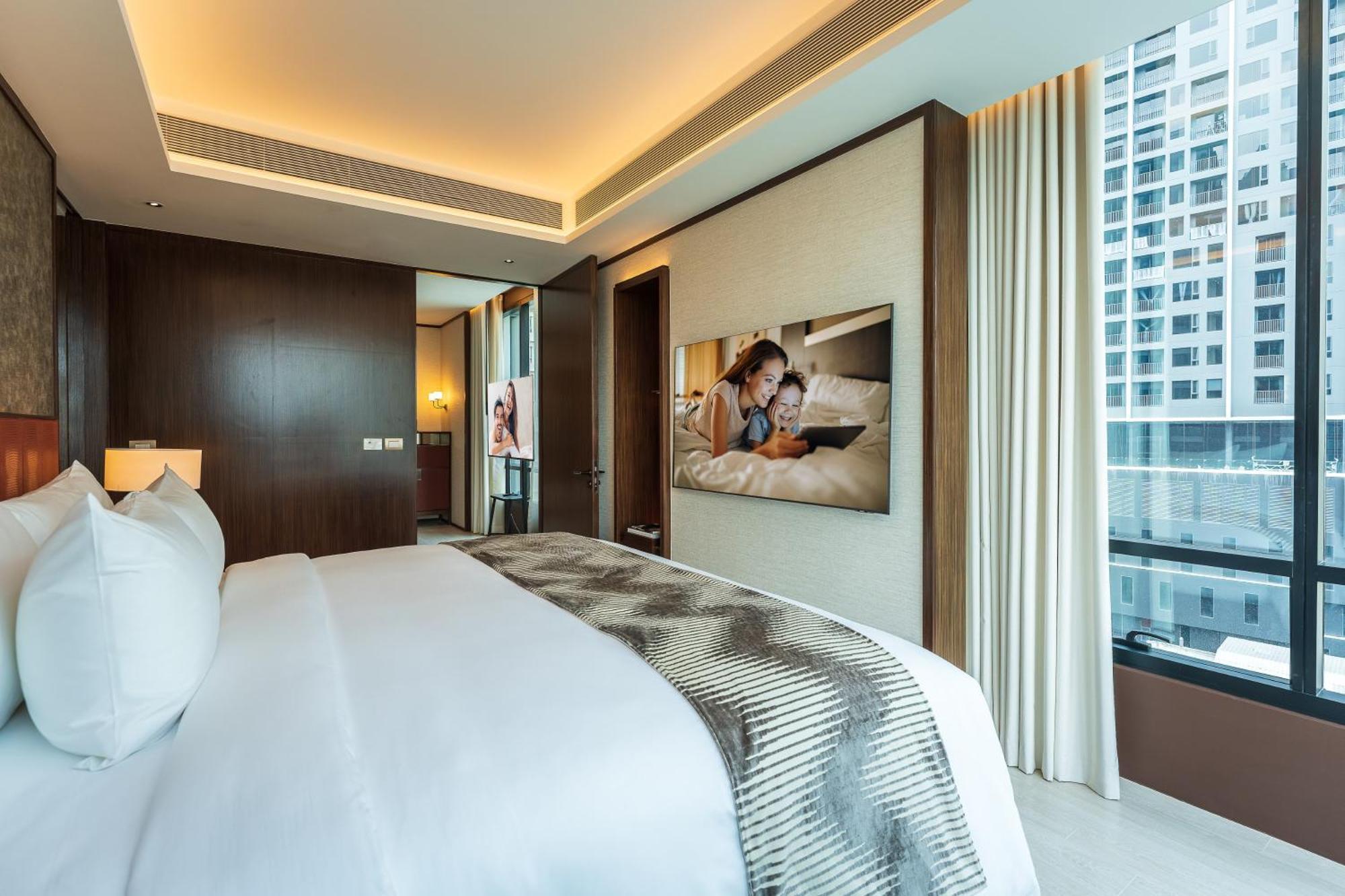 Silq Hotel & Residence Bangkok Room photo A bedroom at the hotel